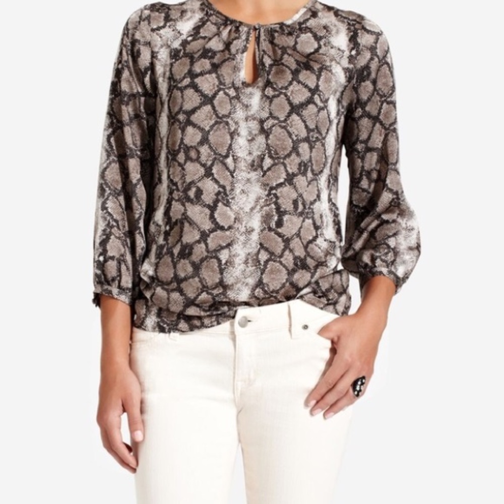 the Limited Silky Snake Skin Top Animal Print XL